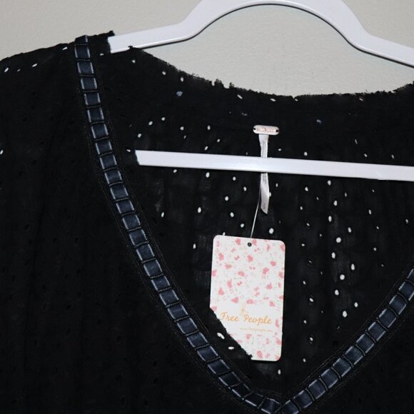 NWT Free People Darcy Eyelet Blouse Black size S - Picture 2 of 5